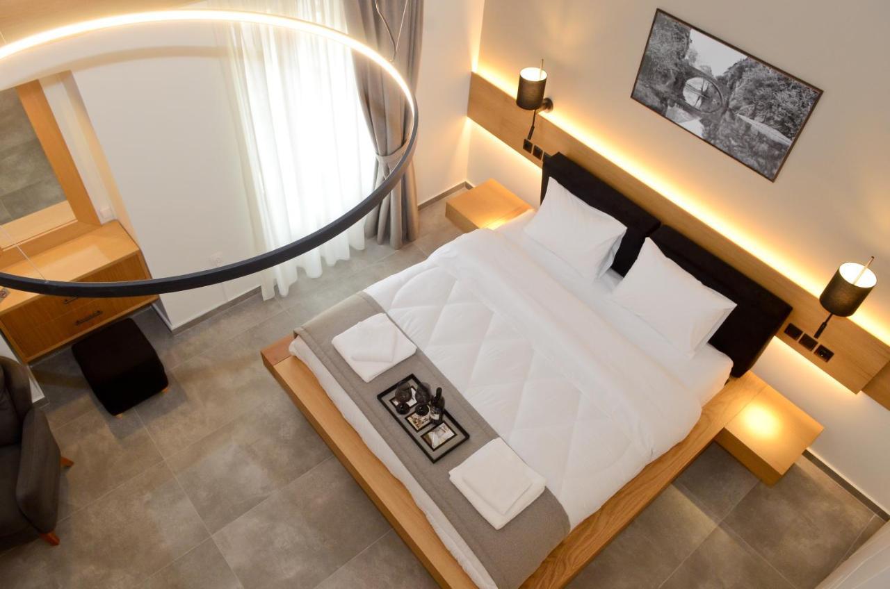Roloi suites Nafpaktos Exterior foto